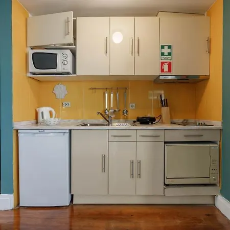 Clube Charming - Sao Bento * 포르투